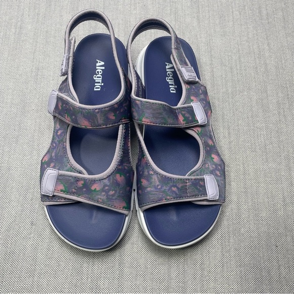 Alegria Sandie Space Oddity Sporty Sandal - Picture 8 of 8